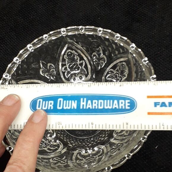 Vintage KIG Malaysia Depression Style 5"Glass Candy Nut Dish w Lid Rose & Heart. - Picture 5 of 7